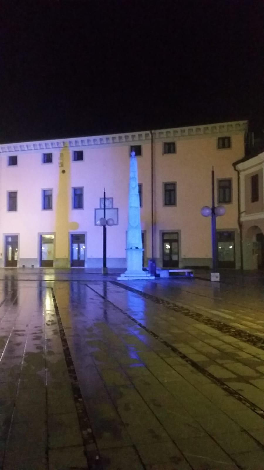 Palmanova(UD)_Stele Priuli.jpeg - 86,67 kB